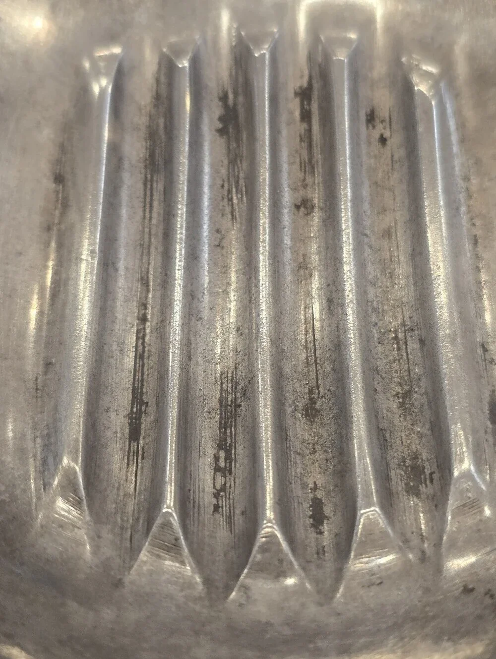 Vintage MCM Style Metal/Pewter Soap Dish